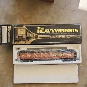 The Heavyweights Passenger Car Model Train - Daylight Observation